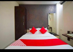 OYO 92699 The Royal Inn Hotel